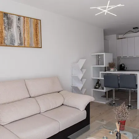 Eva Apartment *